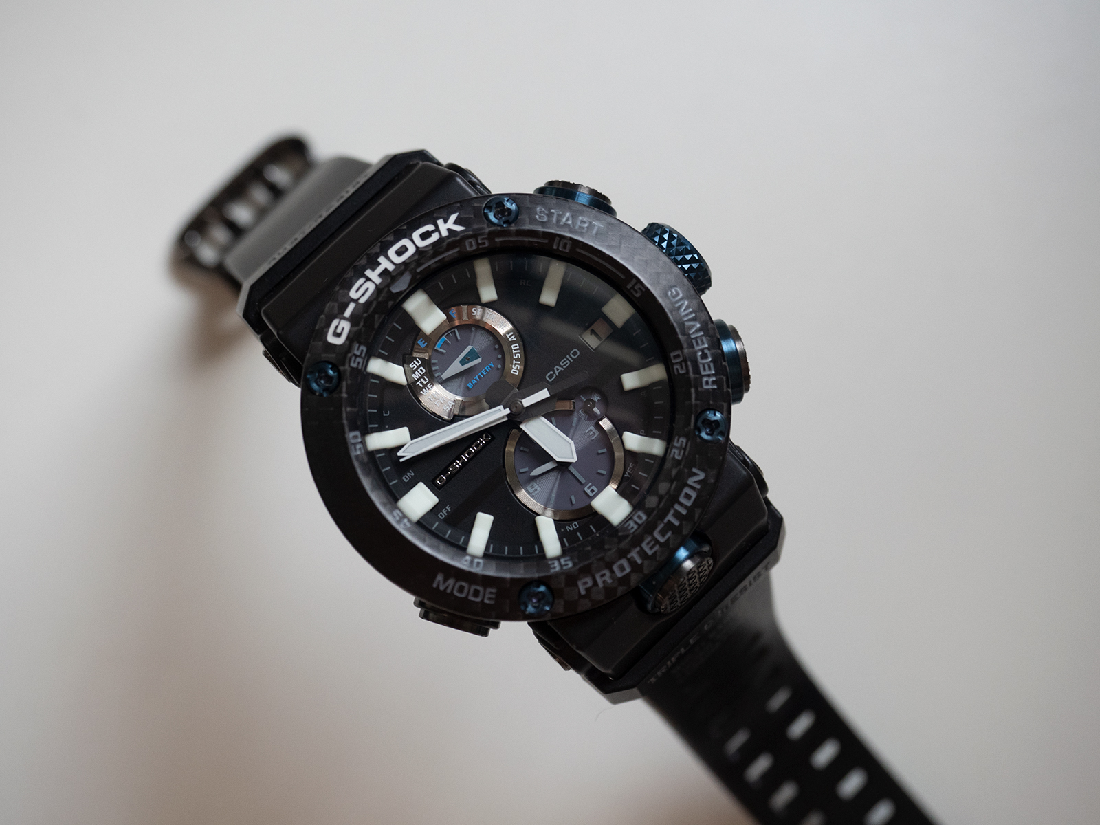 Hands-on with the Casio G-Shock Gravitymaster Carbon Fibre | SJX