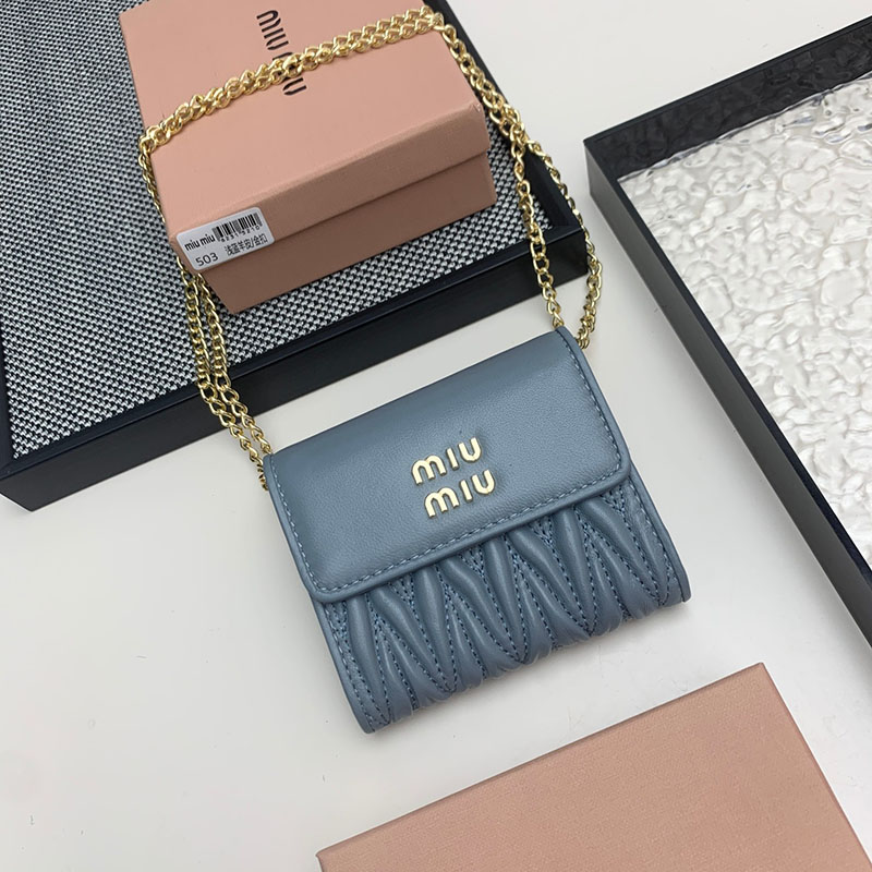 最高級MiuMiuスーパーコピー ミュウミュウ財布コピー ウォレットバッグ