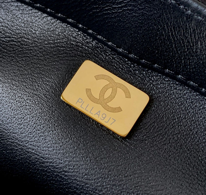 シャネル バッグ 2025 新作 CHANEL ミニフラップバッグ 入手困難 黒