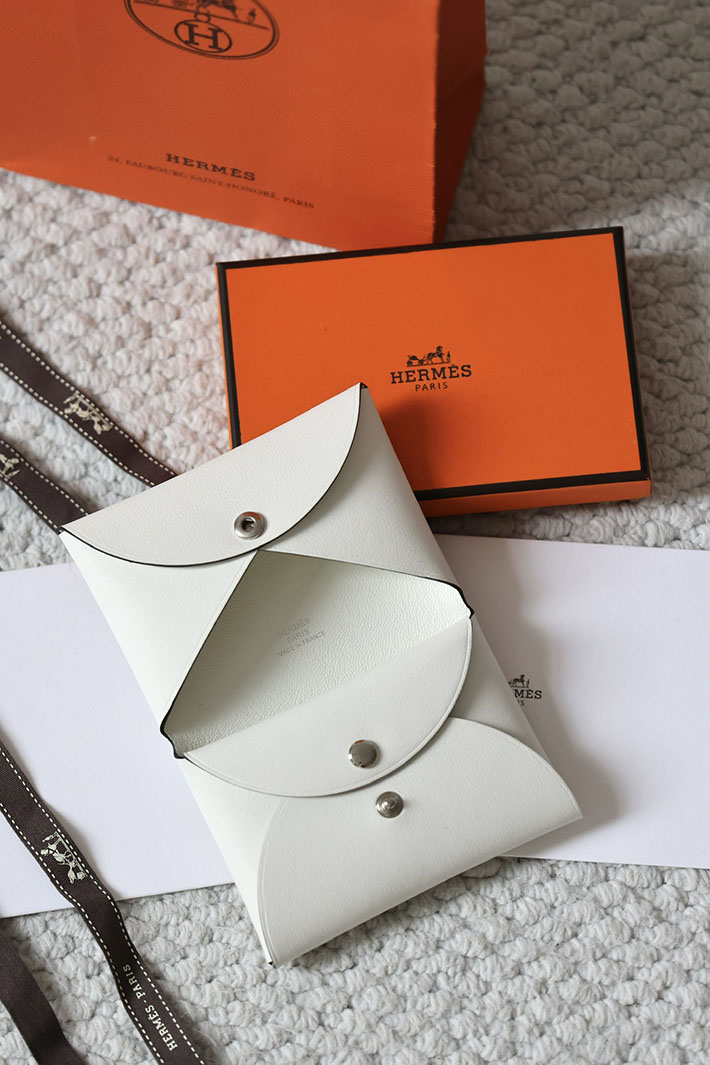 エルメス カルヴィ デュオ コインケース付きカードケース ニュー