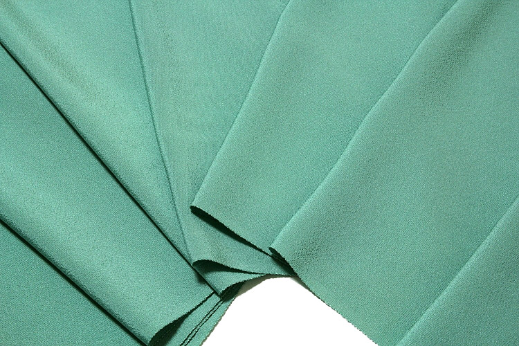 訳あり】「みやびちりめん-町春草」 浜ちりめん生地使用 1つ紋入り