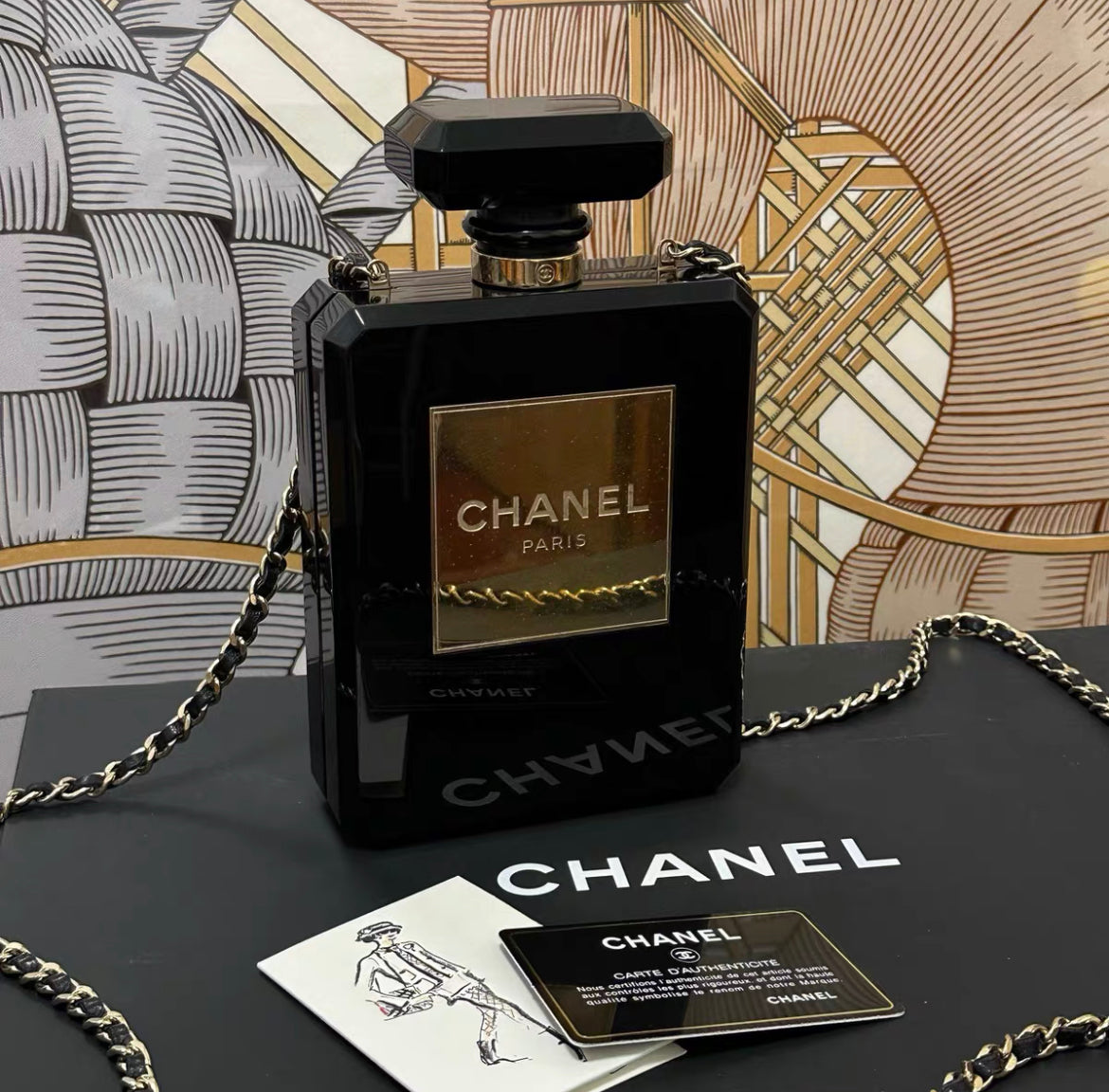 CHANEL 2013 N5 Perfume Bottle Minaudière Clutch Bag – Wararni.com