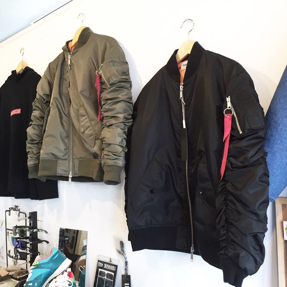 REBEL8 (レベル8) ライターMike Giant (マイクジャイアント)