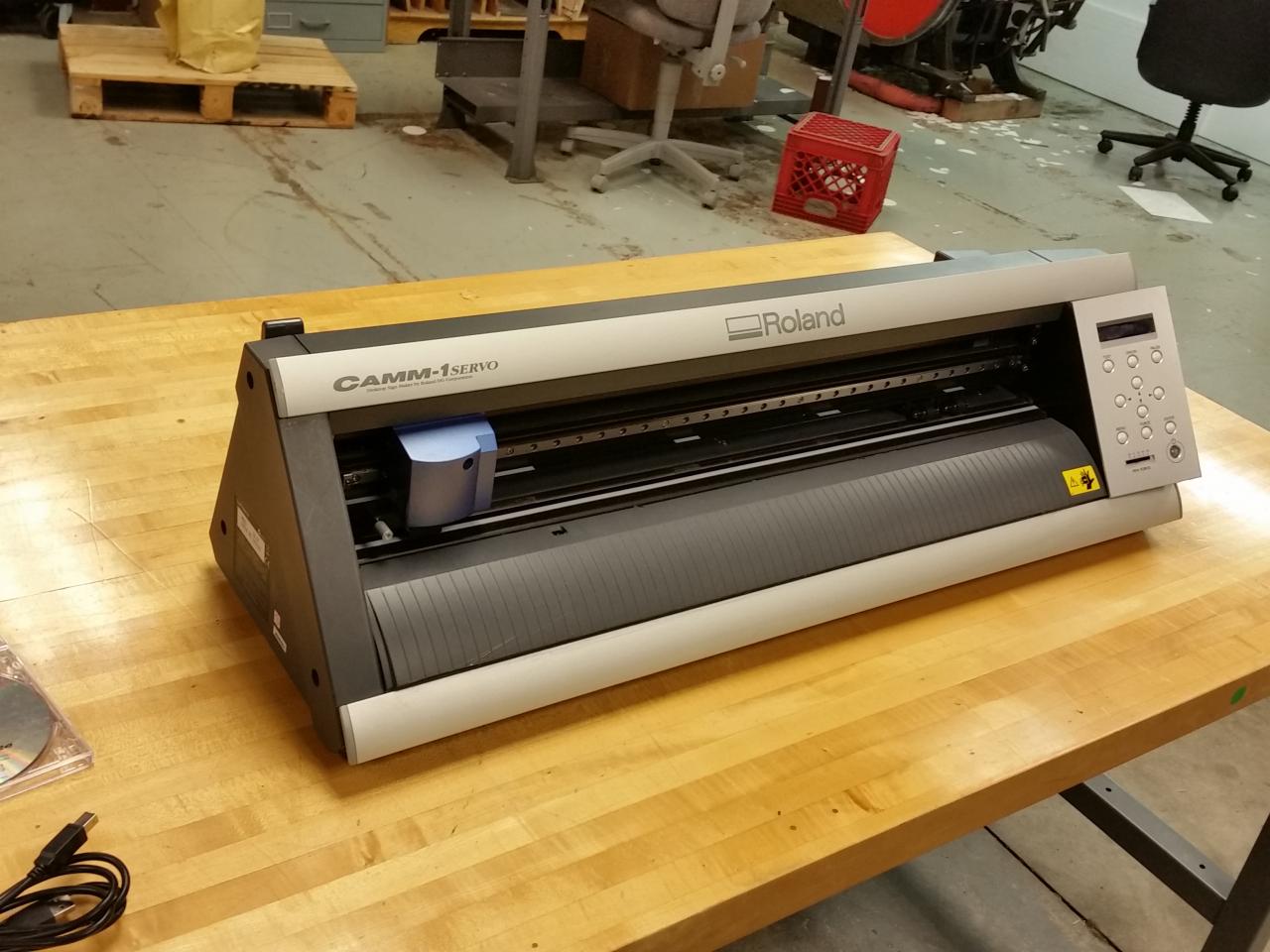 Lot #44: Roland GX-24 Vinyl Cutter - WireBids