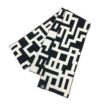 布袋寅泰とおおたニットがコラボ！大人気のギタリズム柄マフラー！