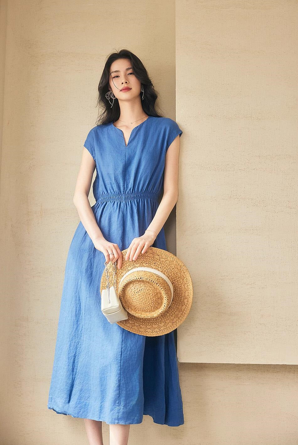 Vネック半袖ロングワンピース – weMALL