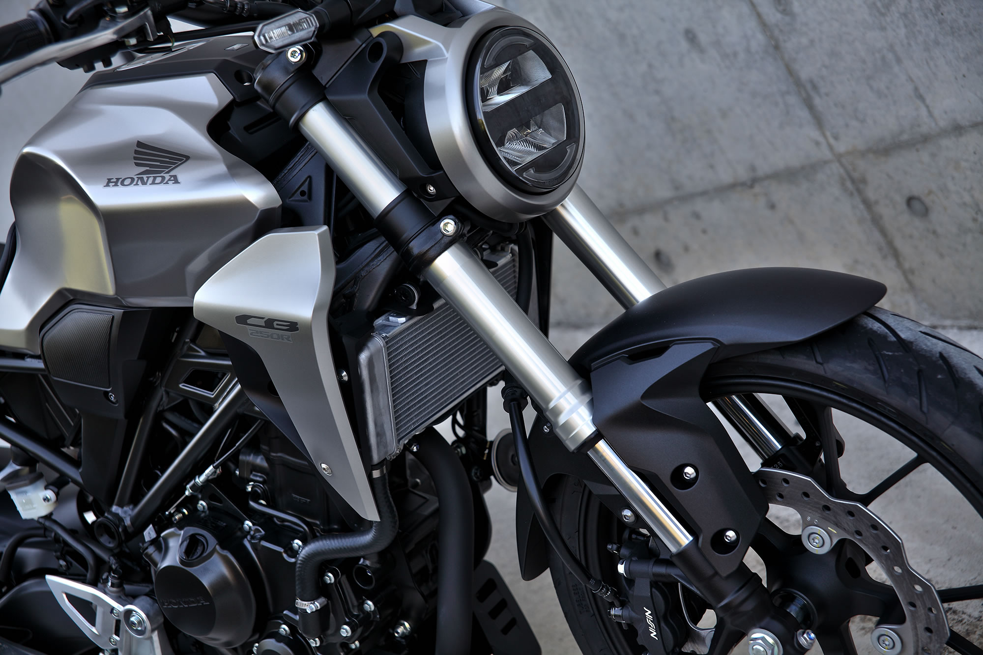 CB250R(MC52) インプレッション3