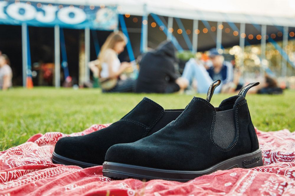 ブランドストーンのローカット版サイドゴアブーツに、秋冬仕様の