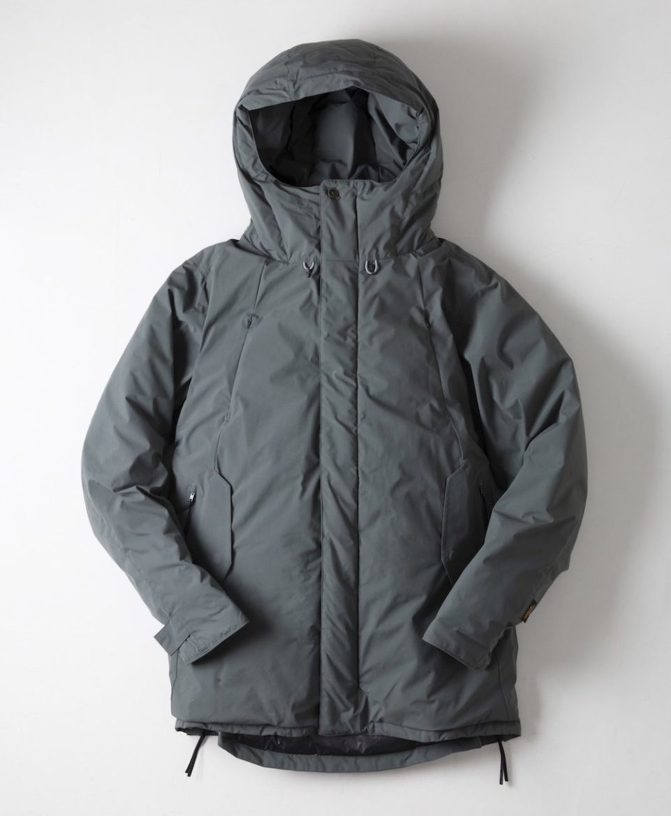 話題の新ブランド「エカル」。eVent＋コーデュラの融合素材採用ダウン