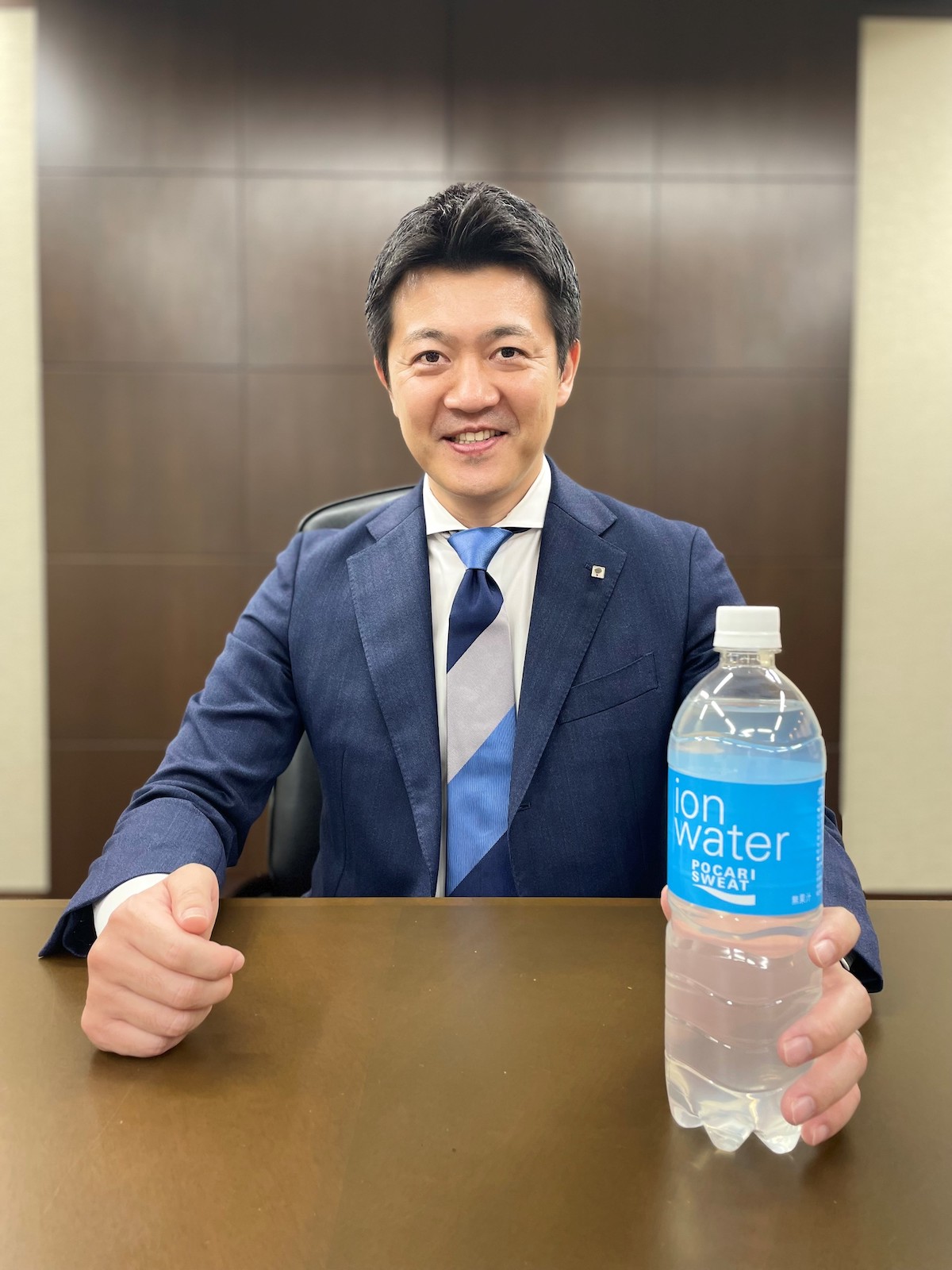 なぜ？ “サドリ”として人気の「イオンウォーター」。そのワケを担当者