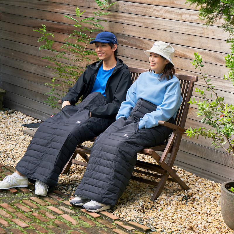 ミズノが誇る吸湿発熱素材でヌクヌク！ イン＆アウトで活躍必至な