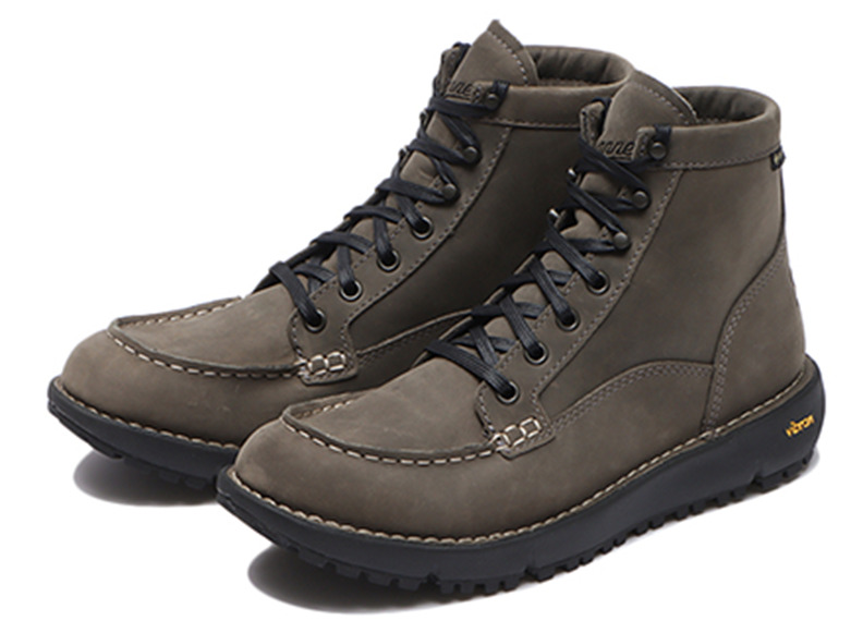 雨もへっちゃらなダナー「917」シリーズに、“伐採用ブーツ”がモチーフ