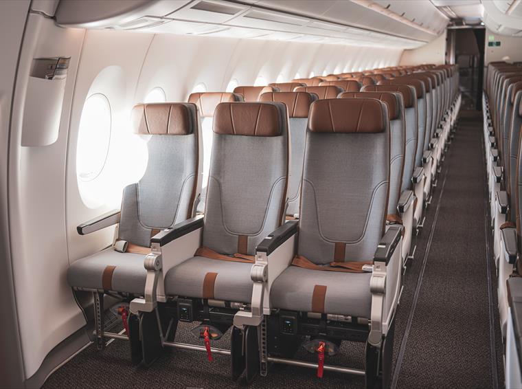 機種 A350-900 - STARLUX Airlines