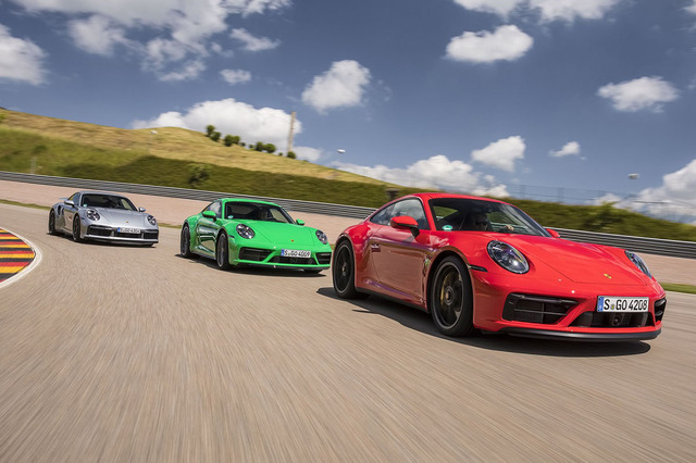 ポルシェ911カレラ4 GTS（4WD/8AT）／911カレラ4S（4WD/8AT）／911