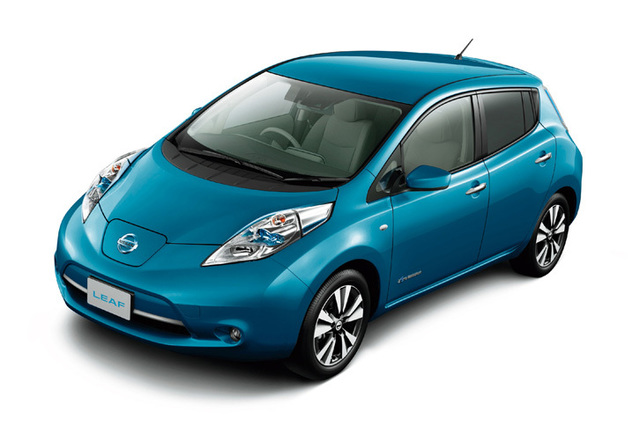 日産、「リーフ」の累計20万台記念特別仕様車を発売 【ニュース】 - webCG