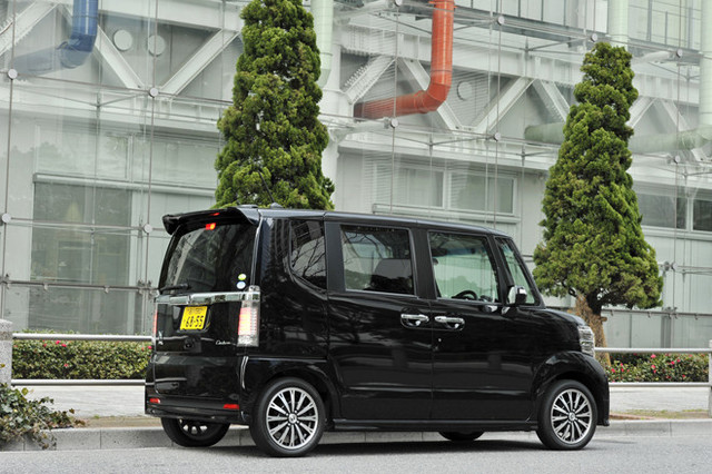 ホンダN BOXカスタム G ターボパッケージ（FF/CVT）【試乗記】 「高い