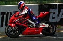 ホンダの新しい「GPマシン」あらわる（二輪） 【ニュース】 - webCG