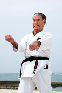 東恩納盛男 Higaonna Morio – 国際沖縄剛柔流空手道連盟 | 達人・名人