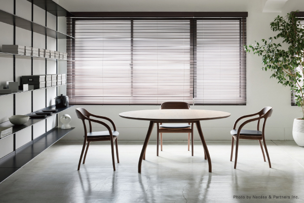 優雅でエレガントな「Takoアームチェア」 | コラム | 【公式】マルニ