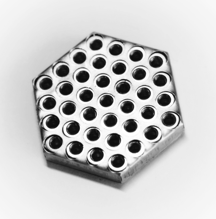 ぺったんコア - 株式会社 ウエルネス