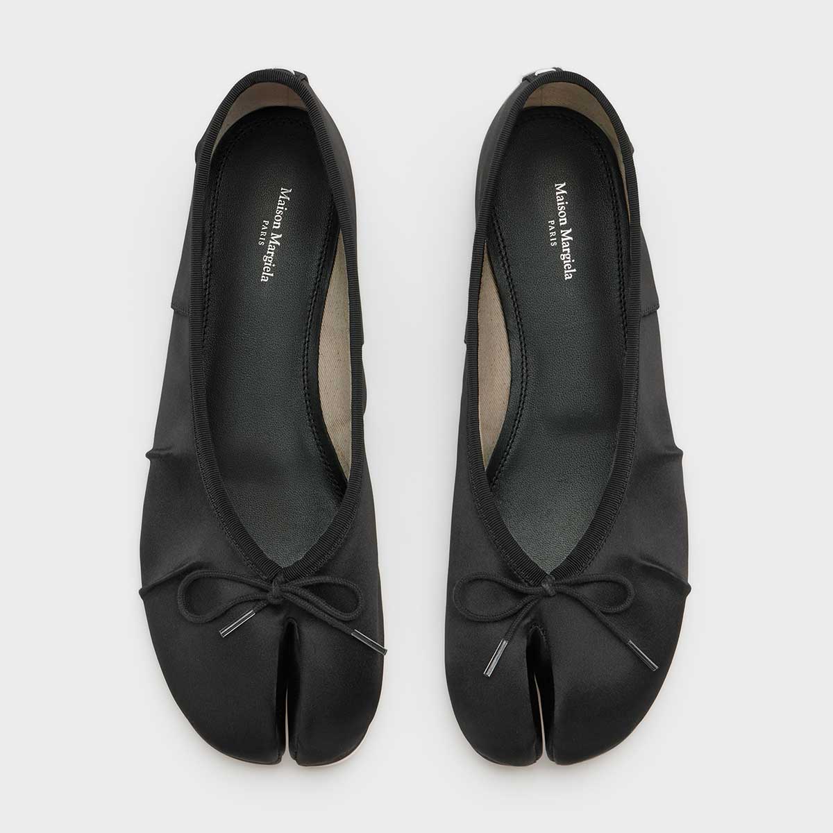 タビ」サテンバレエシューズ | Why are you here?