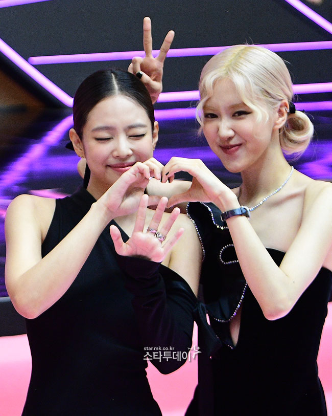 BLACKPINK(BLACKPINK/ジス、ジェニー、ロゼ、リサ)が9日午後、ソウル永