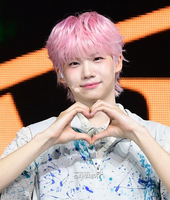 close your eyes 上海サイン会 当選者限定 サクラダケンシン close