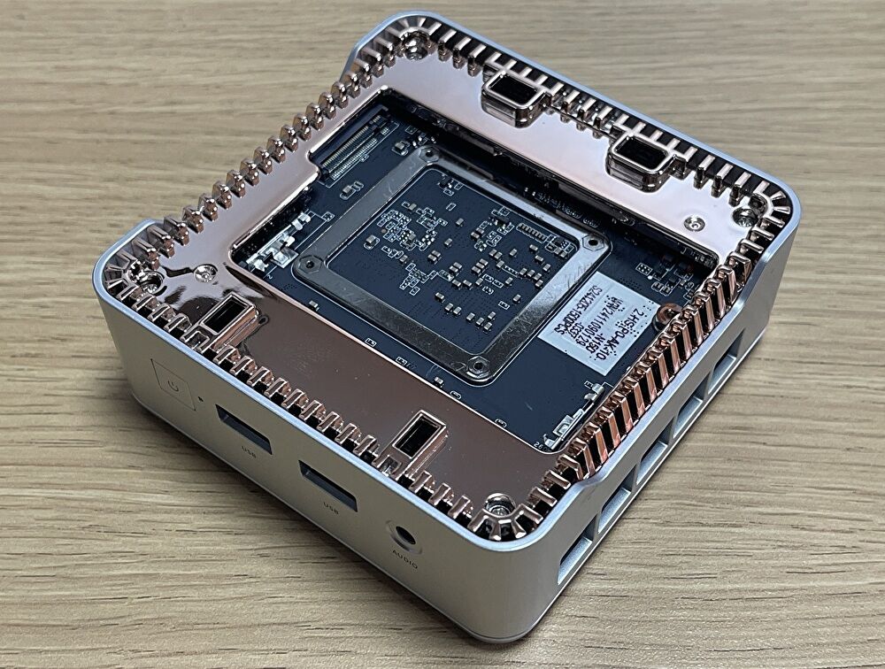 NiPoGi E2 ミニPC 実機レビュー。Twin Lake N150を搭載、低価格ながら