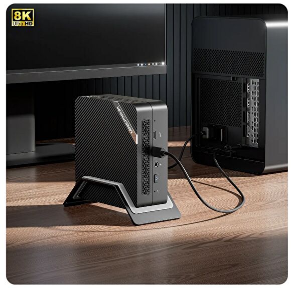 MINISFORUM UM690がリリース、AMD Ryzen 9 6900HXとUSB4を搭載の