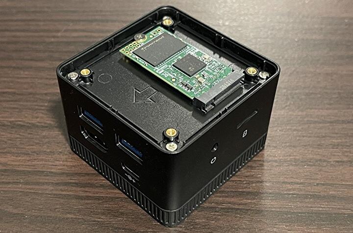 CHUWI LarkBoxにM.2 SSDを増設、OSクローン・起動ドライブ化した手順