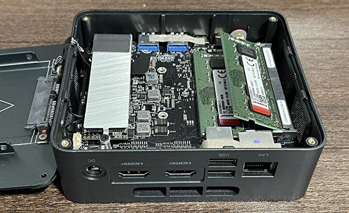 TRIGKEY Green G2、Jasper Lake N5095のミニPCをメモリ 16GBに増設して