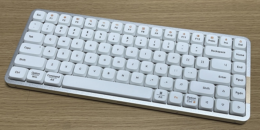 M2 Mac miniで使用中、使って便利な周辺機器 15選。MX KEYS mini KX700