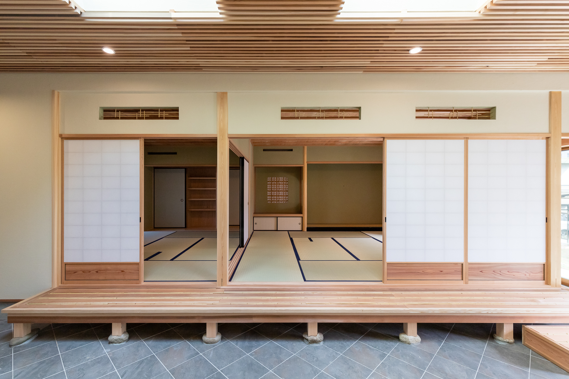 茶室とギャラリーのある家