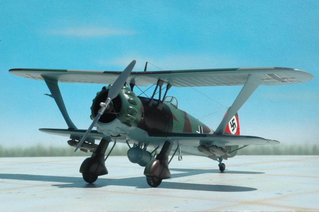 1/48 ヘンシェルHs123急降下爆撃機 1937年 | 工房ウィングワン