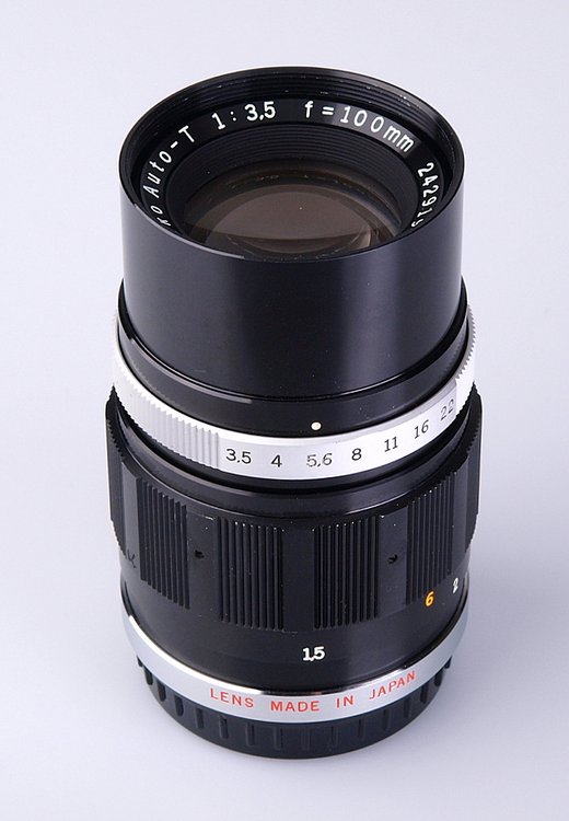 Olympus Pen FT E.Zuiko Auto-T 100mm F3.5 lens. Nice small telelens