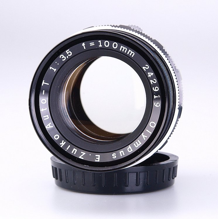 Olympus Pen FT E.Zuiko Auto-T 100mm F3.5 lens. Nice small telelens