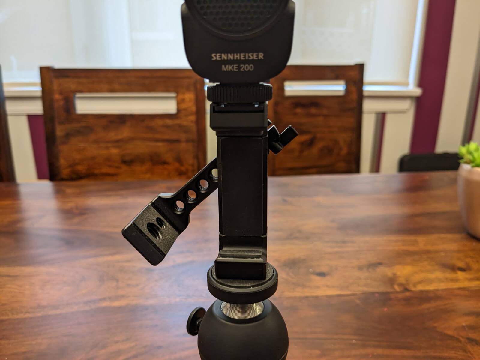 Sennheiser MKE200 Mobile Kit Review