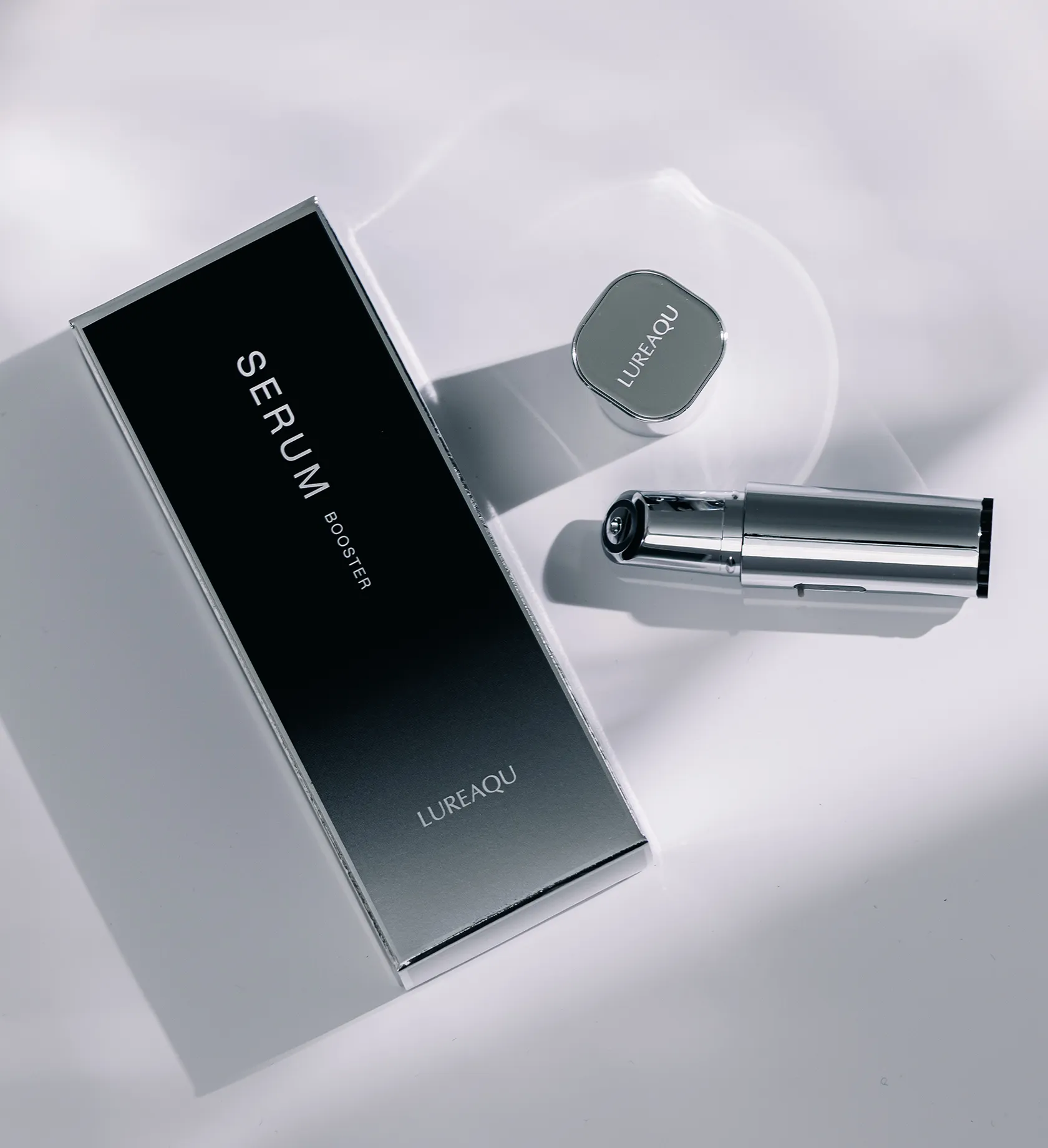 ルリーク セラムブースター｜赤色LED×高周波でエイジングサインに