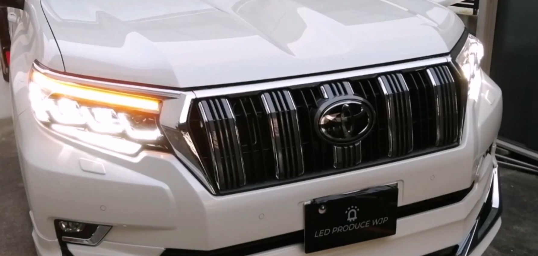 海外製3眼ヘッドライトを150プラドへ！CANBUSエラーを克服し、完璧な