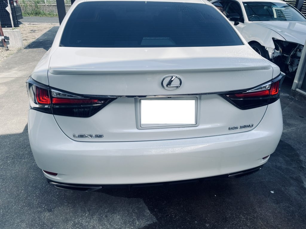 レクサスGS前期オーナー必見！後期仕様カスタムで愛車をアップデート