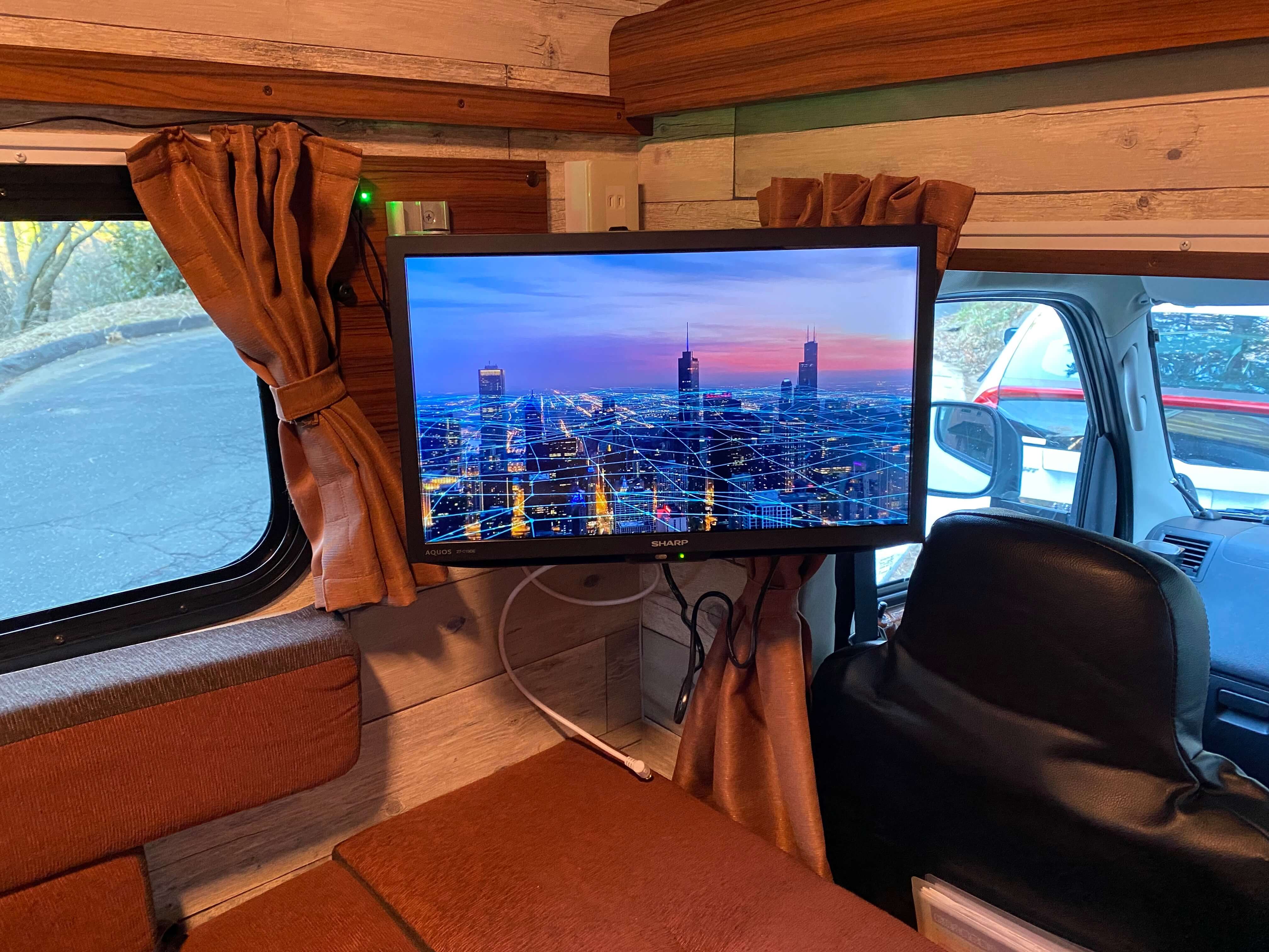 キャンカー車内にTVを設置しました。 – wonderwall | YouTube