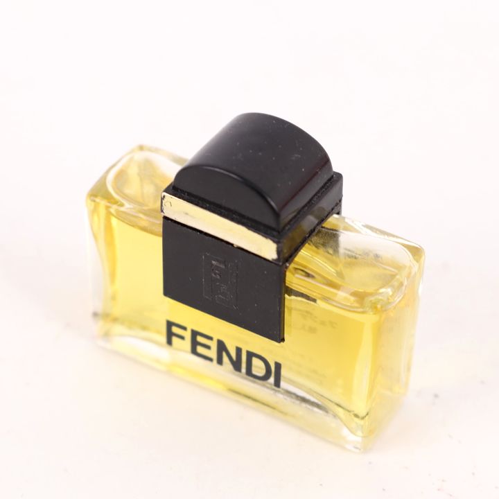 フェンディ 香水 オーデパルファム EDP ミニボトル ほぼ未使用