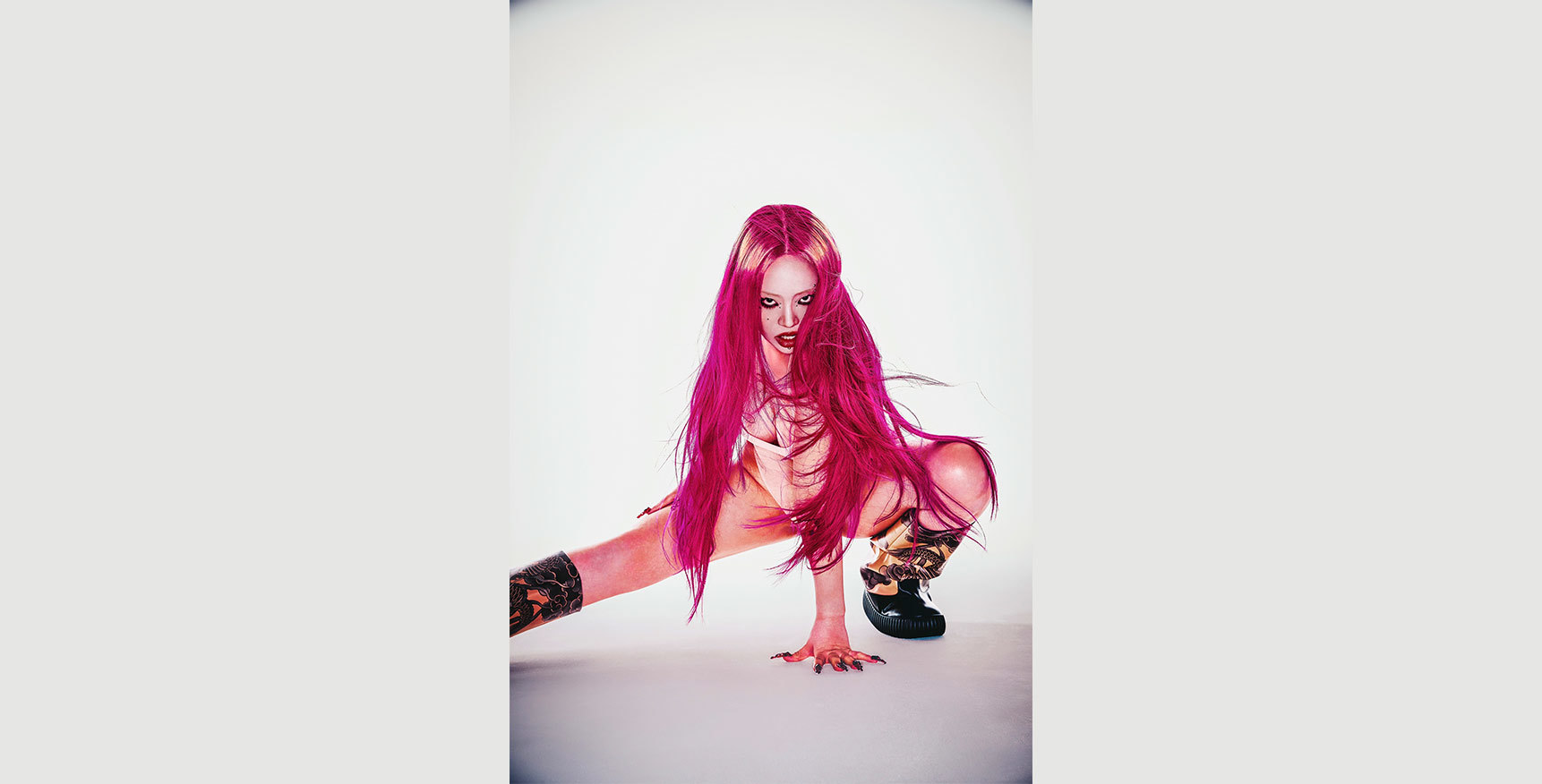 2019年8月7日発売、ちゃんみな2ndフルアルバム『Never Grow Up』、初回