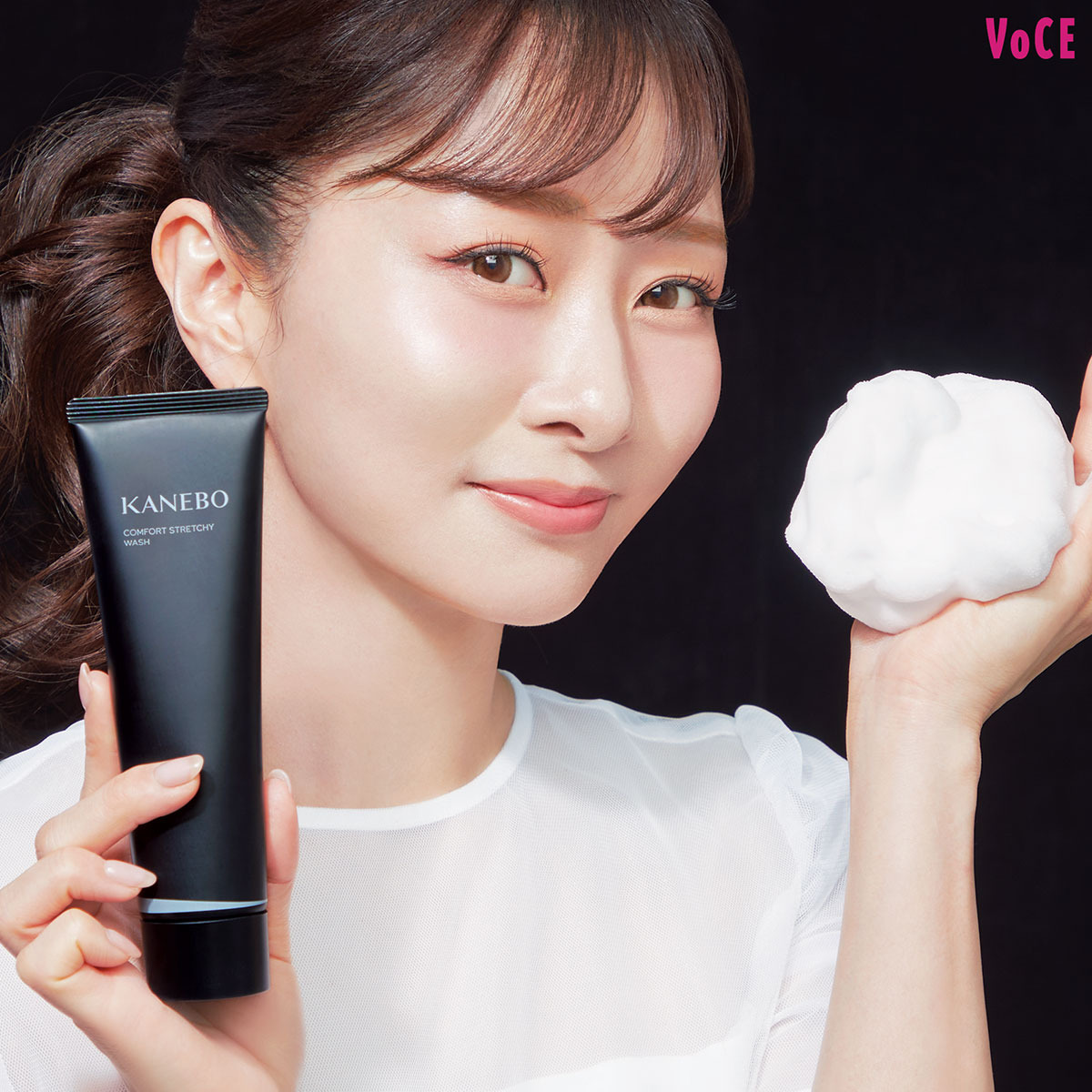 美容家・石井美保さんが認めたKANEBOの新洗顔料！】“抱水美容液”洗顔で