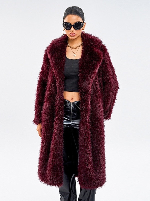 ノッチラペルのバーガンディフェイクファーコート、冬用ロング