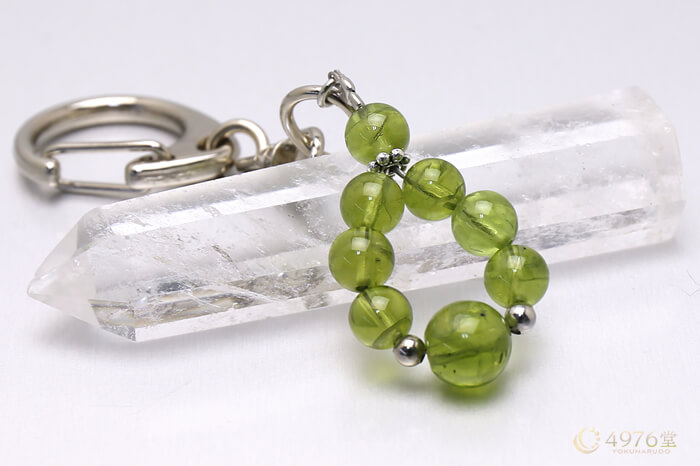 ペリドット キーホルダー 8mmメイン ｜ 天然石通販の4976堂