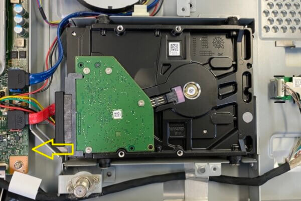 富士通一体型PC FMVF70YDWのHDD交換 - パソコン修理・データ復旧・設定