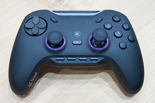 豊富な拡張ボタンを備えたPC向けゲームパッド「GENESIS」がAndGAMER