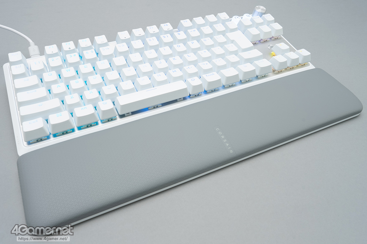 ラピッドトリガー＆SOCD対応の10キーレスキーボード「Corsair K70 PRO