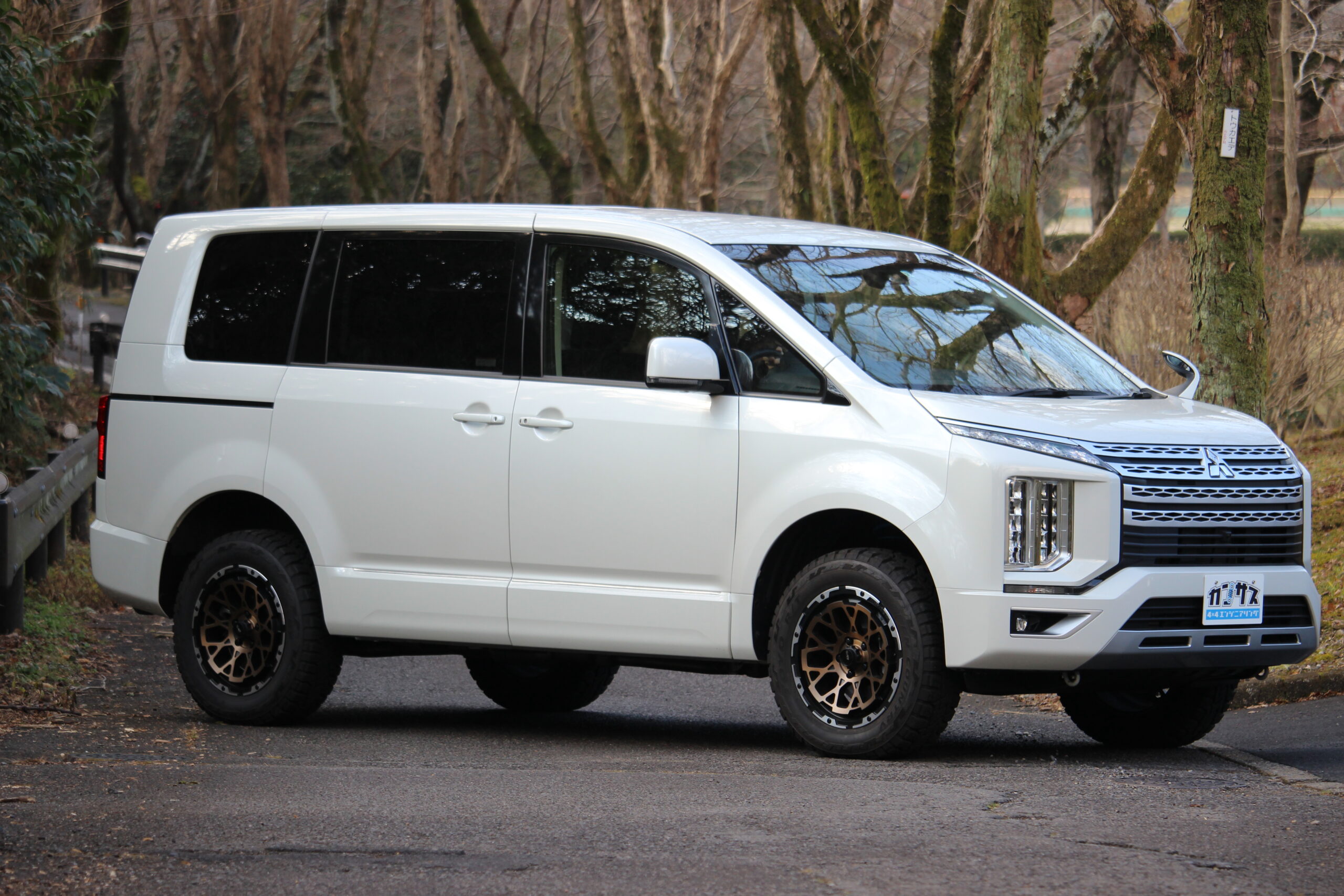 デリカD:5用カントリーサスペンションキット予約受付中です